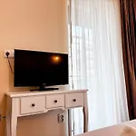 Altheda Living Sunstone - Luxury - Private Parking, Smart Tv, Huge Balcony And King Size Bed Клуж-Напока