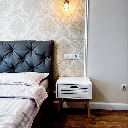 Altheda Living Sunstone - Luxury - Private Parking, Smart Tv, Huge Balcony And King Size Bed