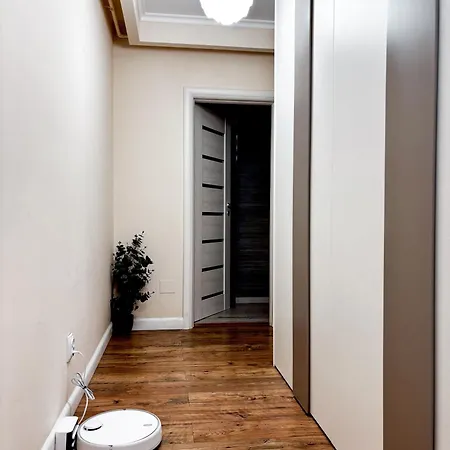 Lägenhet Altheda Living Sunstone - Luxury - Private Parking, Smart Tv, Huge Balcony And King Size Bed Cluj-Napoca