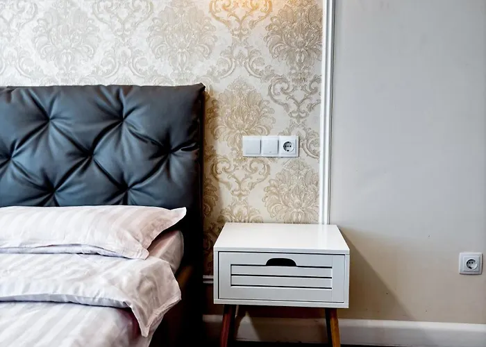 Altheda Living Sunstone - Luxury - Private Parking, Smart Tv, Huge Balcony And King Size Bed