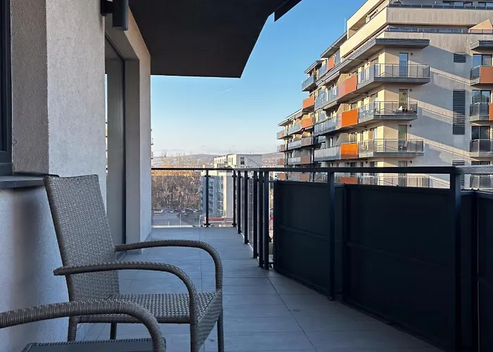 Altheda Living Sunstone - Luxury - Private Parking, Smart Tv, Huge Balcony And King Size Bed * Cluj-Napoca