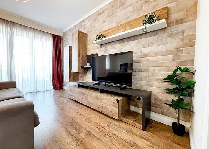 Apartament Altheda Living Sunstone - Luxury - Private Parking, Smart Tv, Huge Balcony And King Size Bed